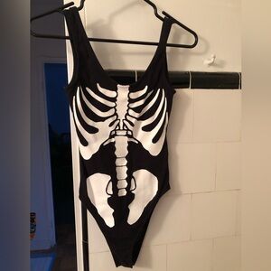 H&M Black and White Skeleton Print Women’s Bodysuit